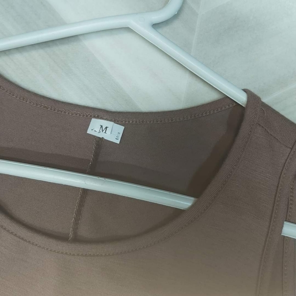 💢SOLD💢Taupe flair dress - Picture 3 of 7